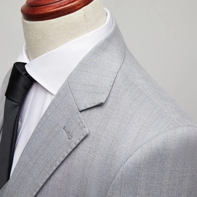 ExquisiteBlend Silhouette 3-Piece Suit