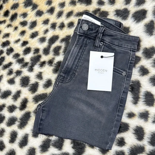 Hidden Finn Black Short