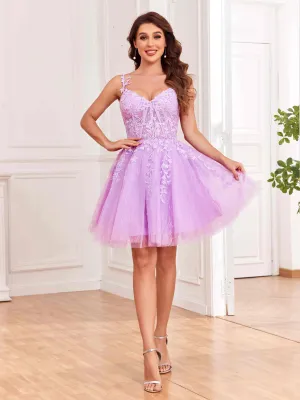 Iris Chic Lace Applique Short Tulle Homecoming Dresses