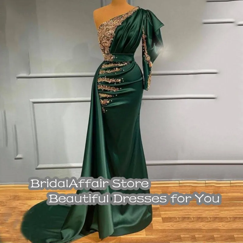 Nukty Chic Mermaid PromDress One Shoulder Beaded Lace Long Sleeves Green Satin Arabic Muslim Formal Party Dresses