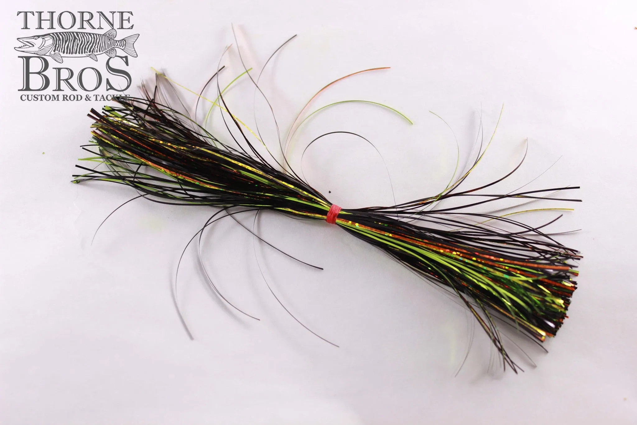 Thorne Brothers Pre-Tied Tinsel Skirt-Blended Tinsel