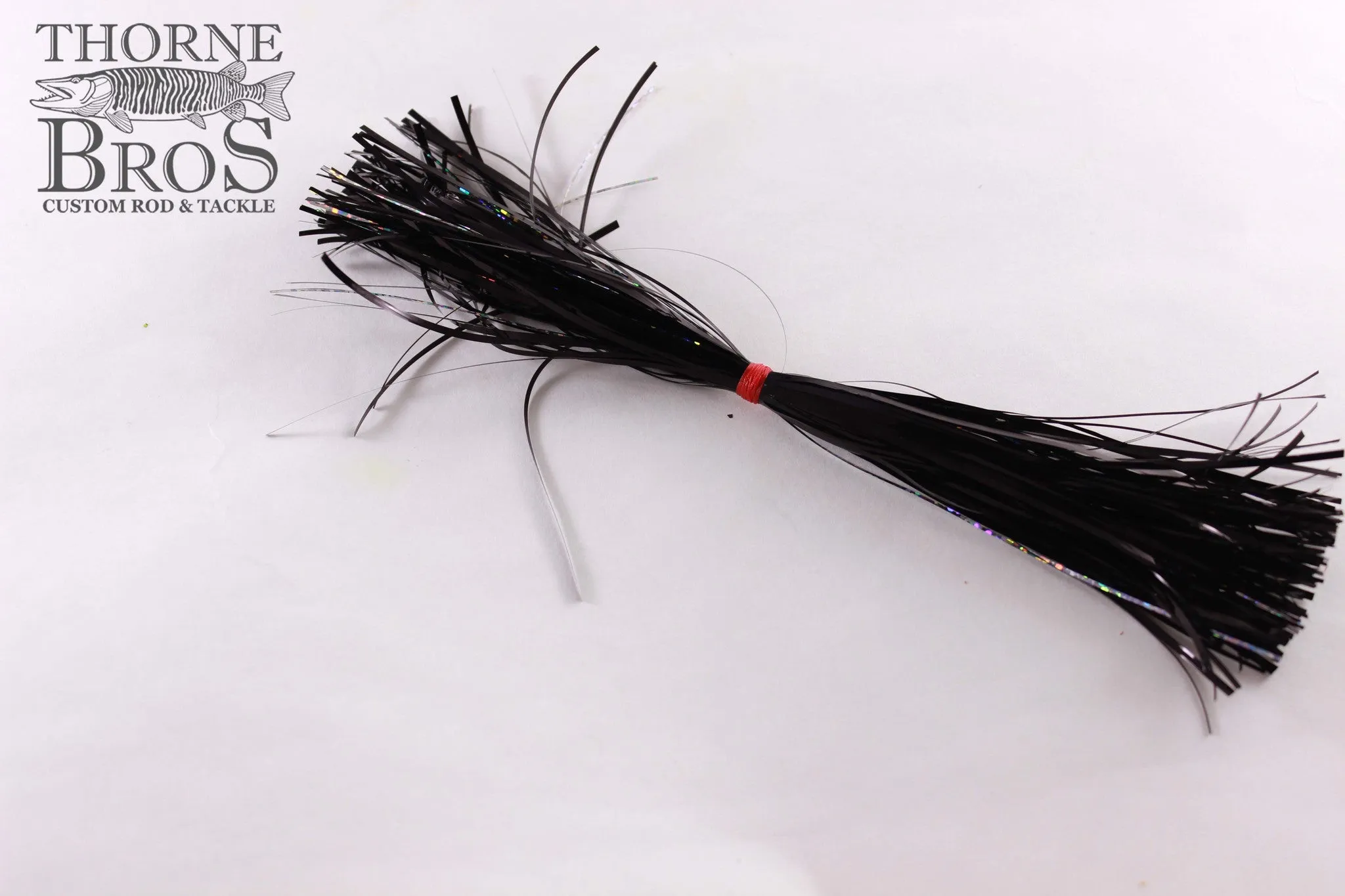 Thorne Brothers Pre-Tied Tinsel Skirt-Blended Tinsel