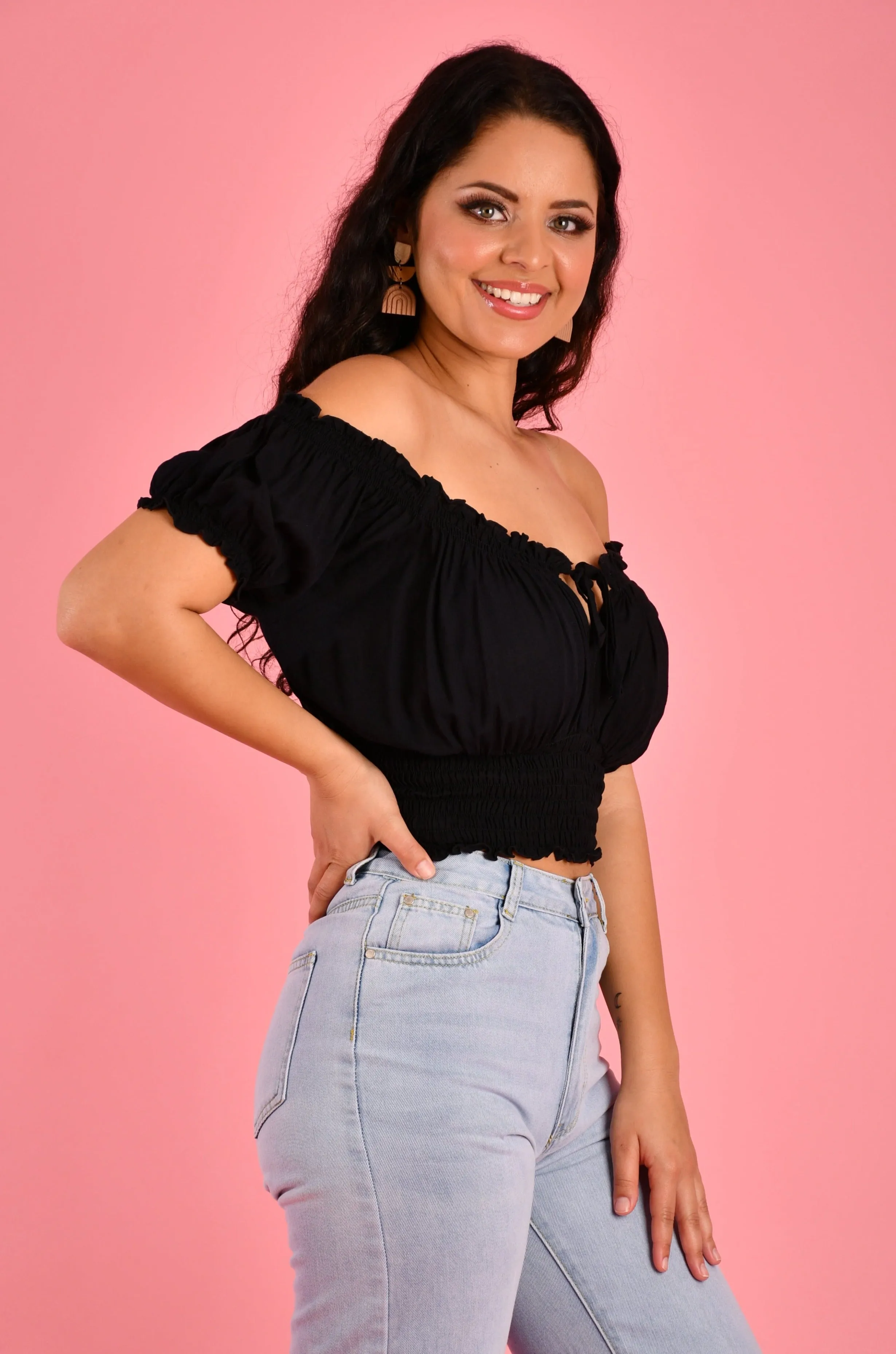 VGLT106 - PEASANT TOP WITH ROUCHED HEM - BLACK